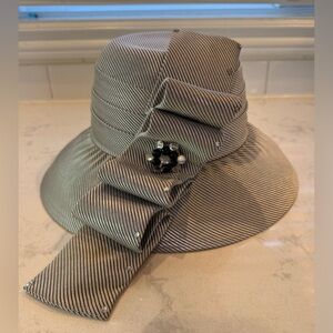 Moshita Couture Striped Women's Hat